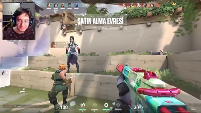 "Sen Git Minecraft Oyna Sadece!" | Valorant Eğlenceli Anlar смотреть онлайн