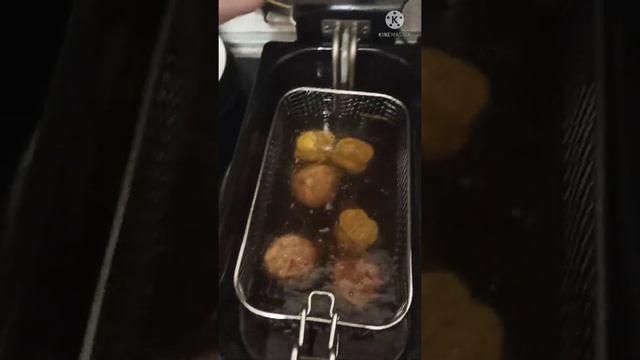 Тефтели, манты, картошка фри всё это за 7 мин. во фритюрнице! смотреть онлайн