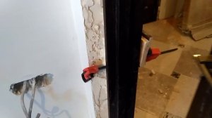 Кривая дверная коробка