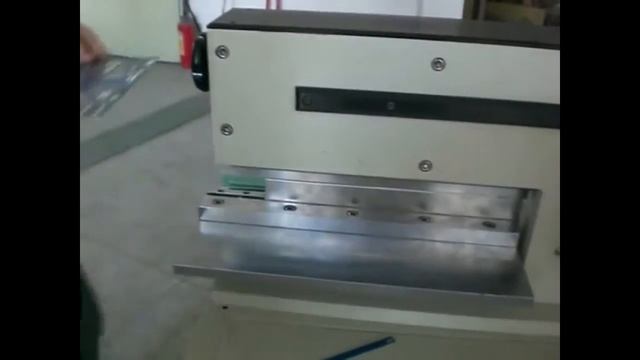 Станок для разделения печатных плат KNS-C668D