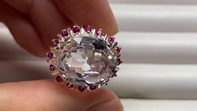 Серебряное кольцо с кунцитом смотреть онлайн