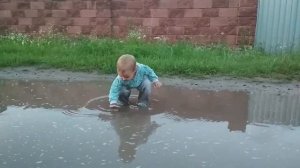 С братом очень весело играть ☀️ Лужа