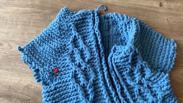 Мой первый и последний вязаный кардиган с пряжи Alize Puffy Fine.