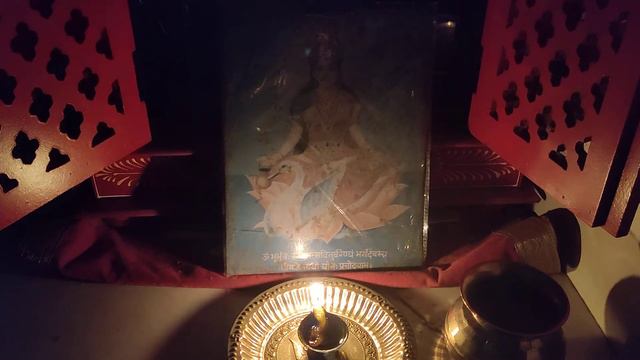 Most powerful Gayatri Mantra in its most purest form🙏 смотреть онлайн