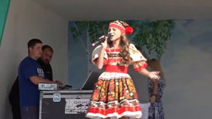 "Гармонь моя, говорушечка!"