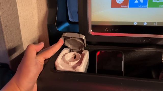 INI BUS ATAU HOTEL BERJALAN, MEWAH BANGET‼️Trip Malang - Denpasar with MTrans The Queen Sleeper смотреть онлайн