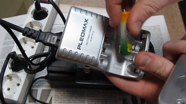 Обзор зарядного устройства GP PowerBank S320 для зарядки AA/AAA/C/D и 9 В Ni-MH-аккумуляторов