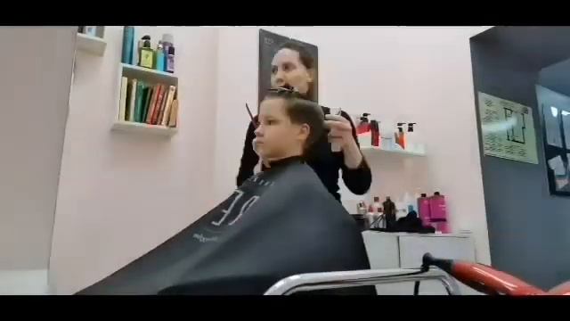 СТРИЖКА за МИНУТУ смотреть онлайн