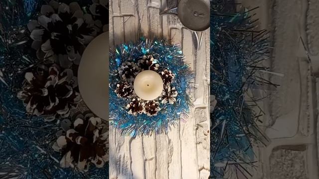 DIY.Новогодние поделки.Поделки из шишек.Новогодняя свеча.Подарок на новый год.Своими руками.