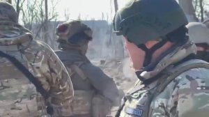 Евгений Пригожин, находясь в 400 метрах от центра Бахмута, поздравил с Днем защитника Отечества