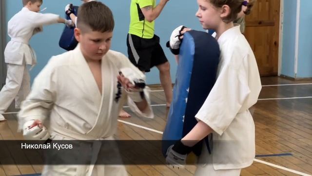 Кёкусинкай каратэ Мурманск / Центр Поларбудо / Семейный подряд (1.04.23)