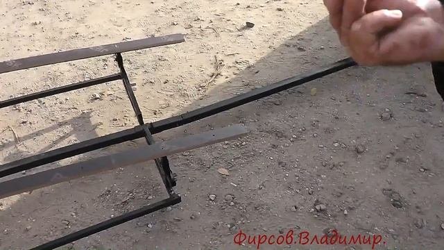 Подкилевая тележка или тележка для лодки.
