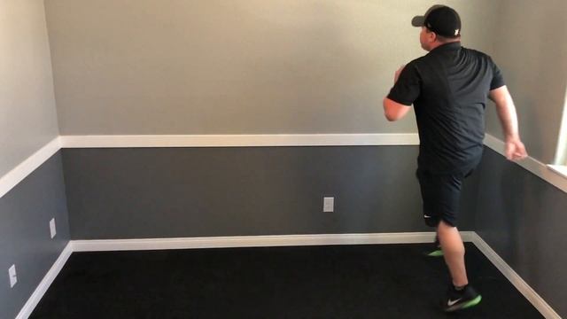 Chicken Dance смотреть онлайн