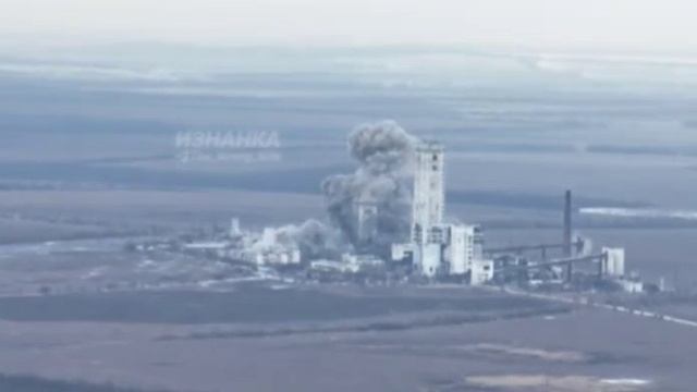 Прилёт ФАБ-1500 с УМПК по цели смотреть онлайн