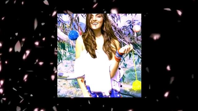 Hande Ercel ♥️ смотреть онлайн