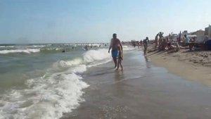 ВОЛНЫ Чёрного МОРЯ... 3... Пляж - ЗАТОКА - Ветерок