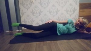 Упражнения от Ушек на бедрах