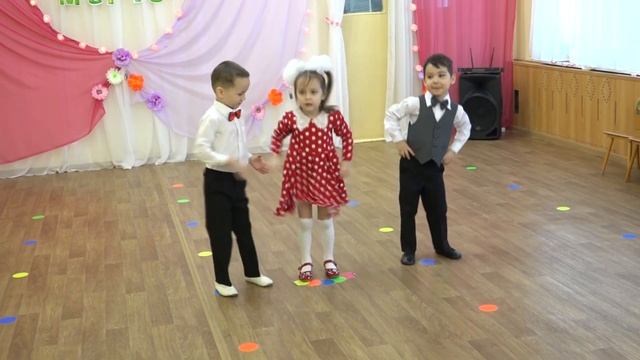 Озорной танец Пупсик мой сладкий пупсик