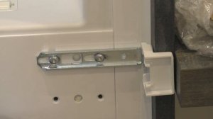 Установка встраиваемого холодильника Liebherr.  Мастер-класс.  Система door on door .