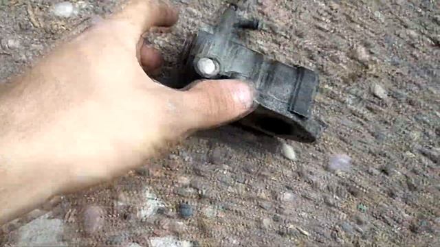 Toyota Avensis Verso D4D 2002 EGR Cleaning. смотреть онлайн