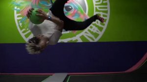 Flying Squirrel Trampoline Park - Jungle Island Miami Promo