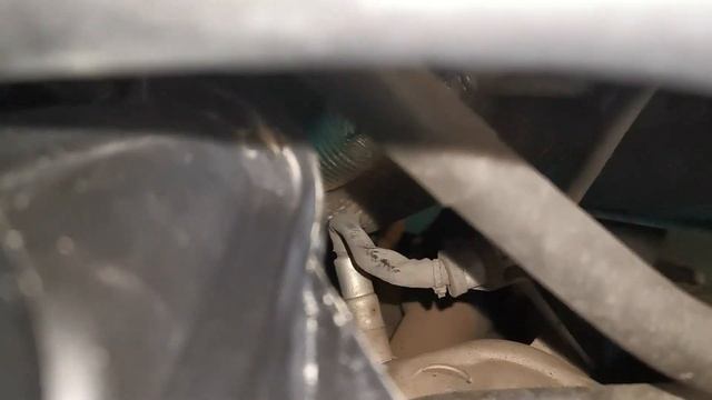 Как заменить лямбда зонд на Skoda Octavia A5 Замена кислородного датчика