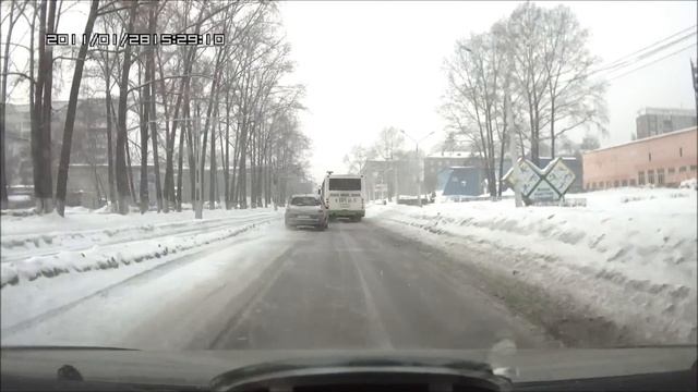 Новокузнецк.Поправил зеркало... смотреть онлайн