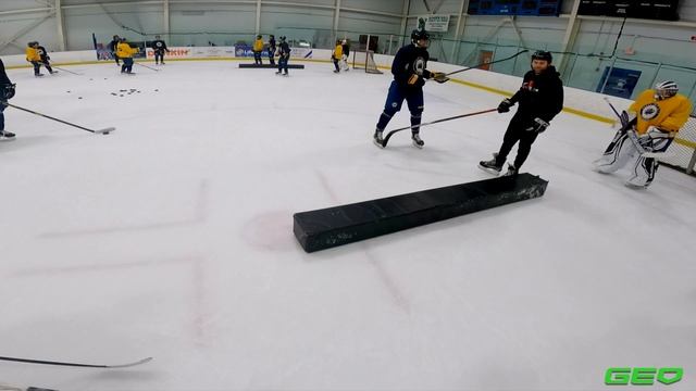 Bauer Nexus GEO vs Bauer Hyperlite | GoPro Hockey смотреть онлайн