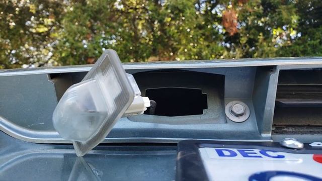 2006 ford escape license plate bulb replacement смотреть онлайн