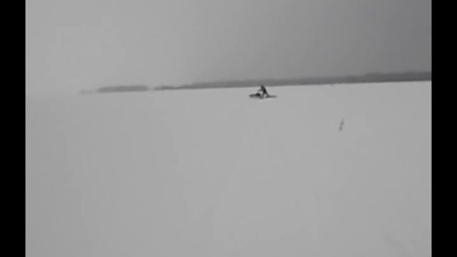 Самодельный Мотобуксировщик 15 л.с 550 гусля на Каме смотреть онлайн