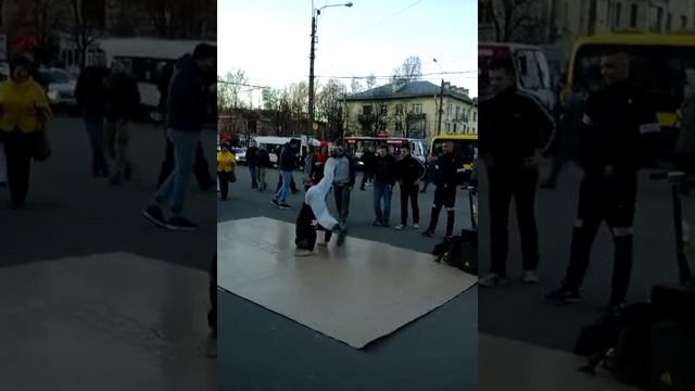 Санкт-Петербург.Академическая.Ребята молодцы!продолжайте в том же духе! смотреть онлайн