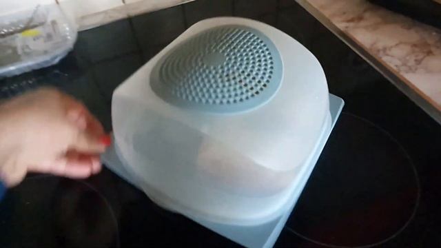 Помощники на кухне в домашнем хозяйстве в Швейцарии| тейпирование смотреть онлайн