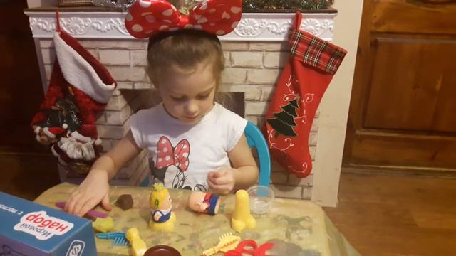 Игровой набор Стильные прически из теста