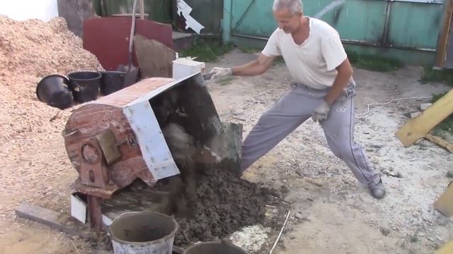 стройка гаража бани из арболита Ч-2 залил 1 ряд смотреть онлайн