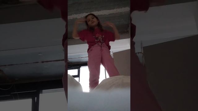 как встать на голову для начинающих смотреть онлайн