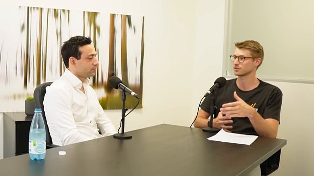 Vas Piperoglou on Maintaining Conviction & Selling into Speculation смотреть онлайн