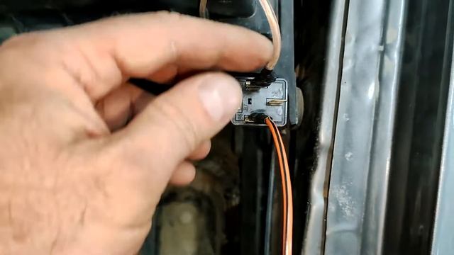 Установка и подключение ДХО на автомобиль Mitsubishi Carisma. Схема подключения ДХО. смотреть онлайн