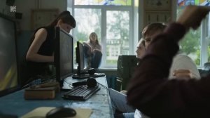 ТРЕШ ОБЗОР сериала ХЭДШОТ