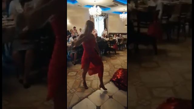 Артисты оригинального жанра на ваш праздник!Мастера перевоплощений!