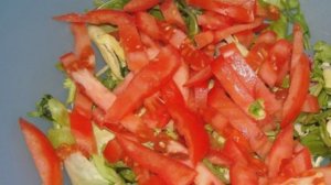 Простой салат с каперсами