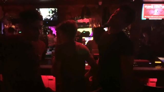 Helix Studios Presents: FOUR смотреть онлайн