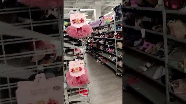 Поход в Burlington, Kings Plaza. New York смотреть онлайн