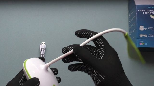 Светодиодная Настольная Лампа с Аккумулятором - Аварийное Освещение смотреть онлайн