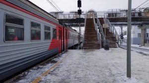 Прибытие электропоезда ЭТ2М 142 сообщением Санкт-Петербург (Московский вокзал) - Волховстрой 1.