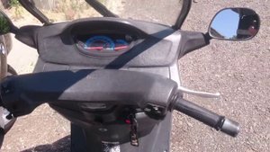 BMW C1 и HONDA CABINA 90