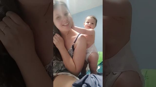 Лиза атакует маму , папа смеется смотреть онлайн