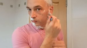 Gillette Sensitive Shave Gel Vs Cien (Lidl) Shave Gel