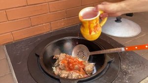 Нежнейшая баранина с томатами в казане - это блюдо вы приготовите не один раз!