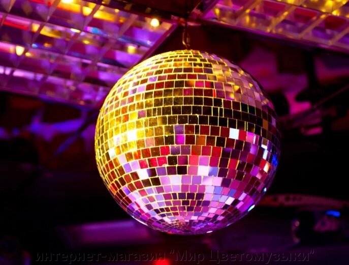 Сочинский ресторан Старый базар и диско-бар Малибу 14.08.2002.mp4 смотреть онлайн