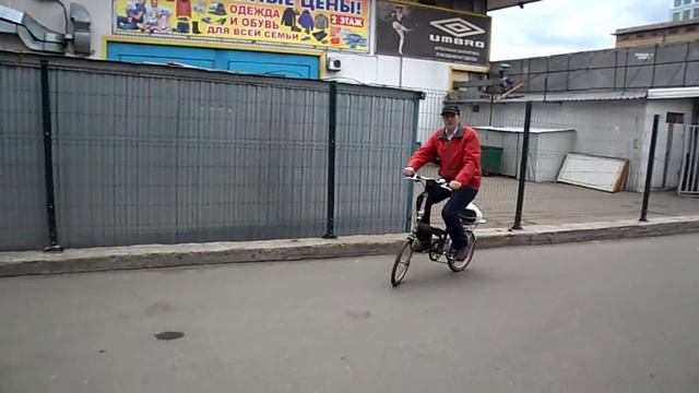 Samsung SH100 на селфи палке смотреть онлайн